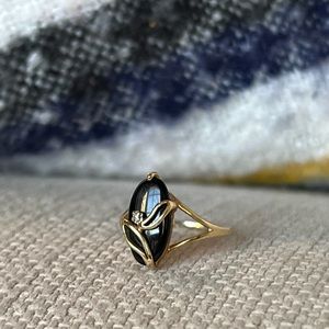 10 karat yellow gold onyx and diamond ring